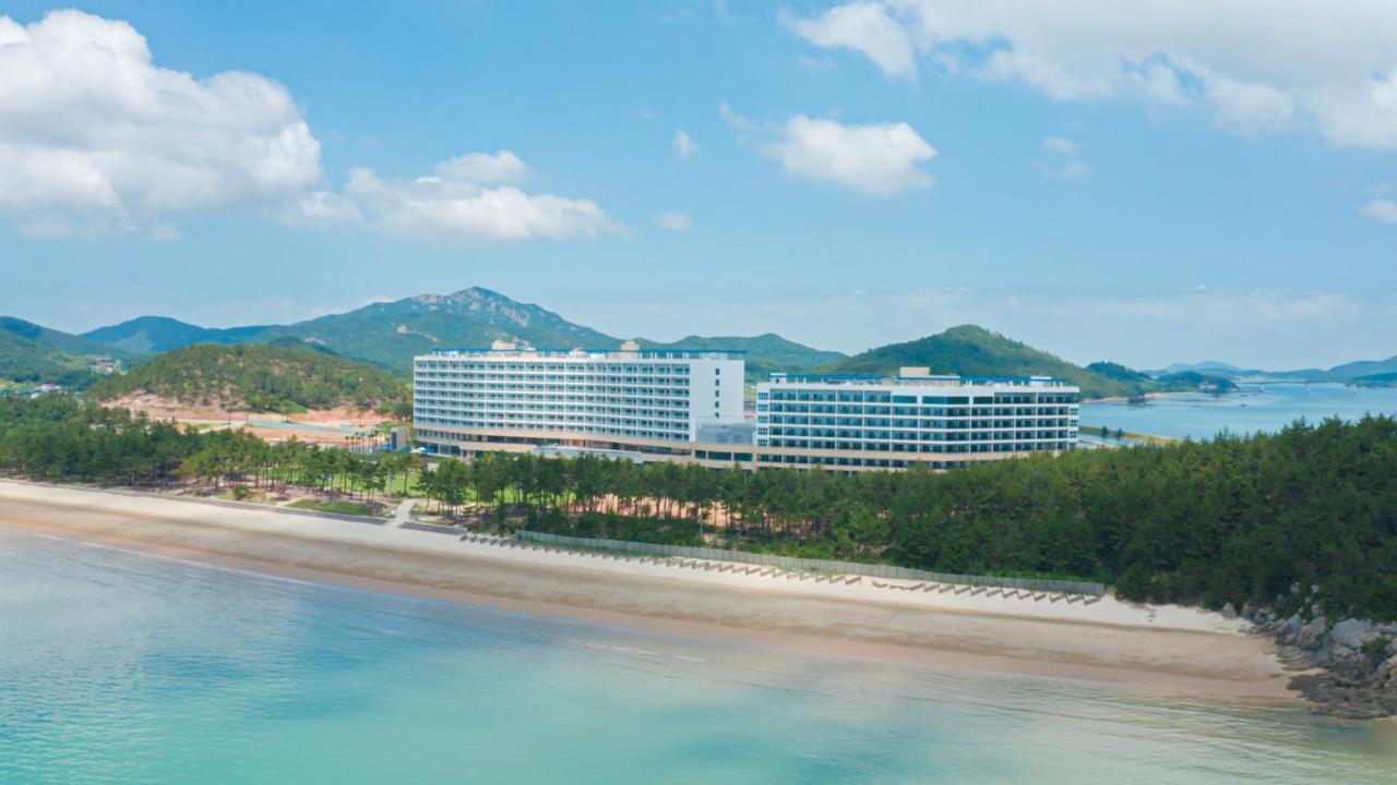 C-One Resort Jaeundo Sinan Exterior foto